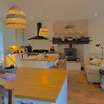 Sleeps 11 With Shared Pool