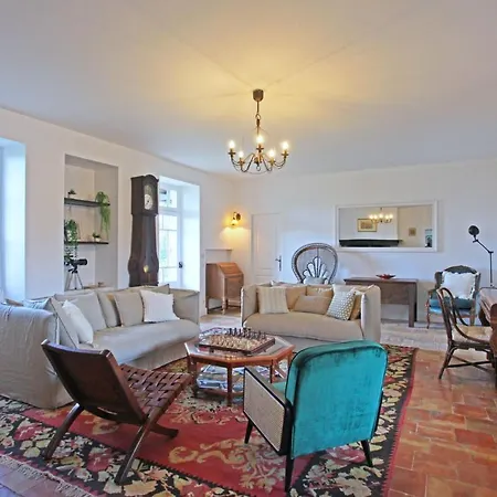 Holiday home Gorgeous 5 Bed French