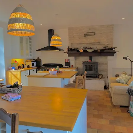 Gorgeous 5 Bed French