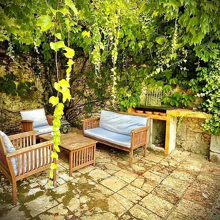 Gorgeous 5 Bed French Holiday home