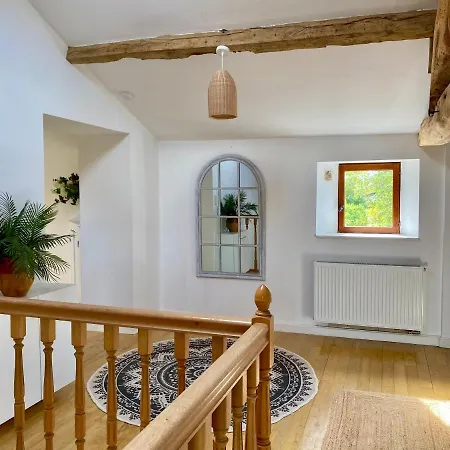 Holiday home Gorgeous 5 Bed French